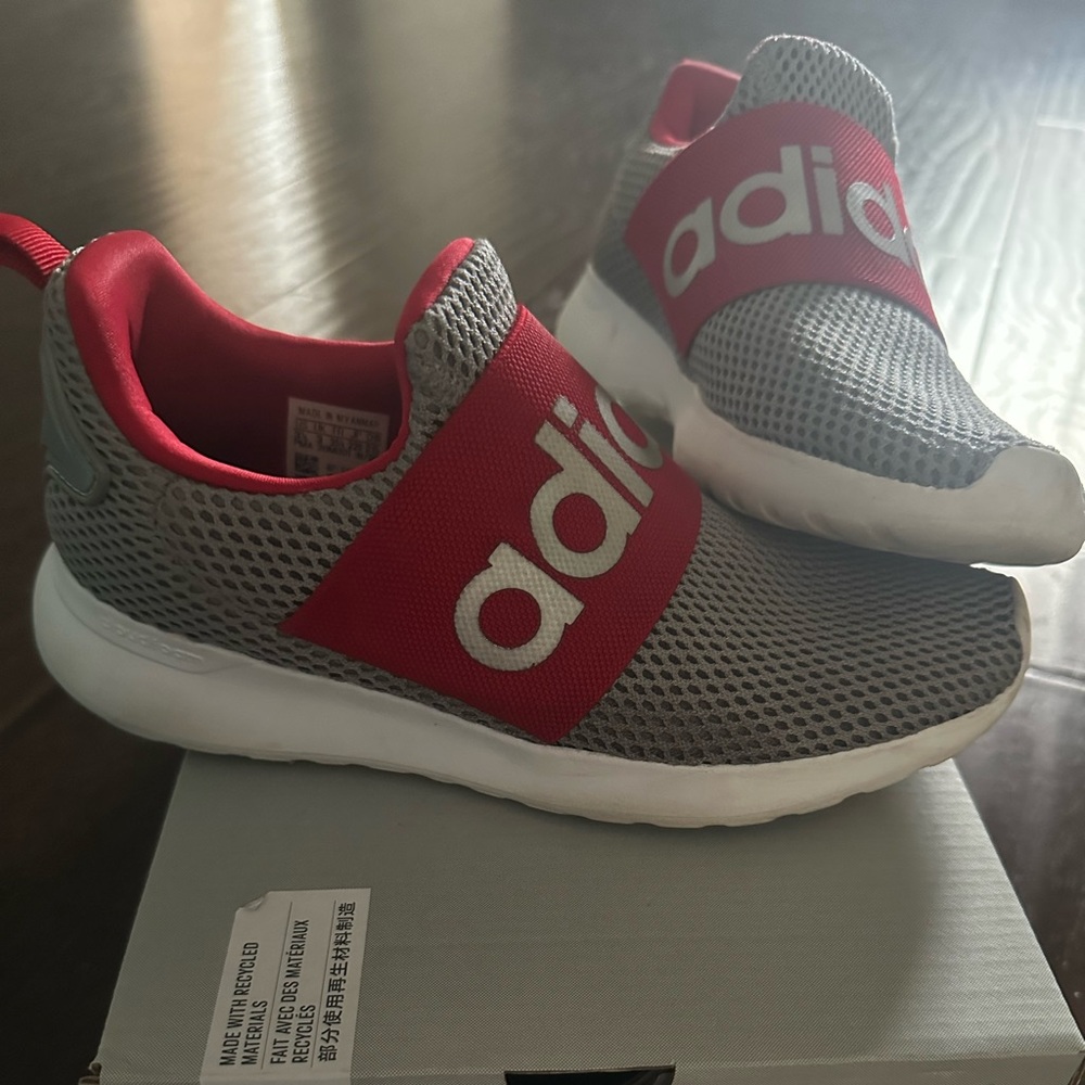 Boy’s Adidas lite racer adapt 4.0k